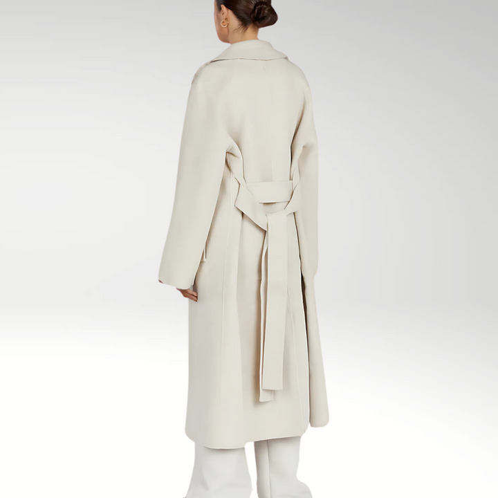 BLANCHE | MINIMALIST ELEGANCE COAT