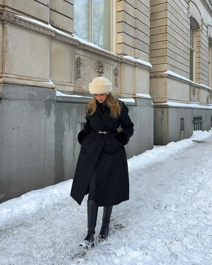 BLANCHE | MINIMALIST ELEGANCE COAT