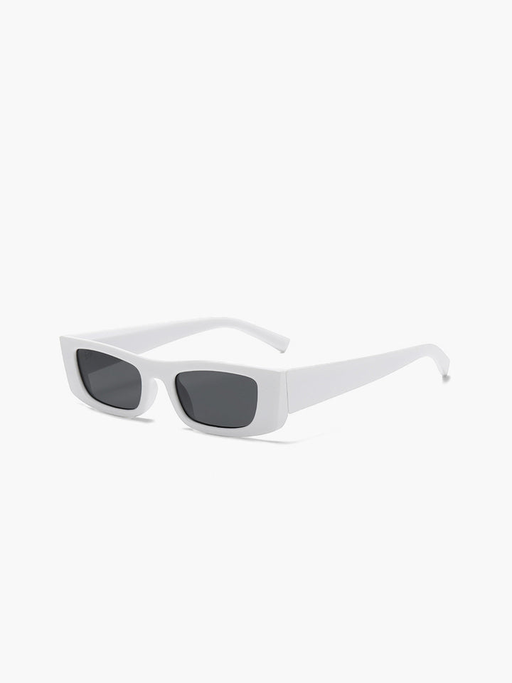 ZEVINA | WHITE CHIC SUNGLASSES